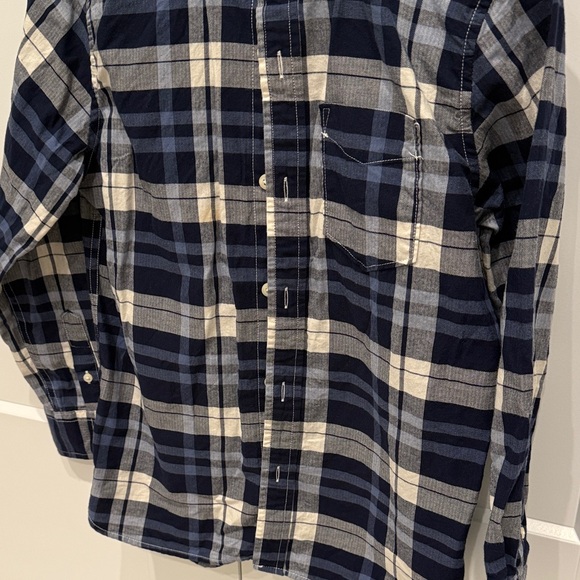 GAP Navy and Cream Plaid Button-Up Shirt - Picture 3 of 3